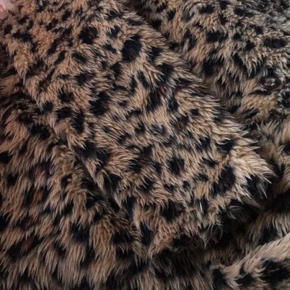 Raga Leopard Coat - Picture 7 of 7